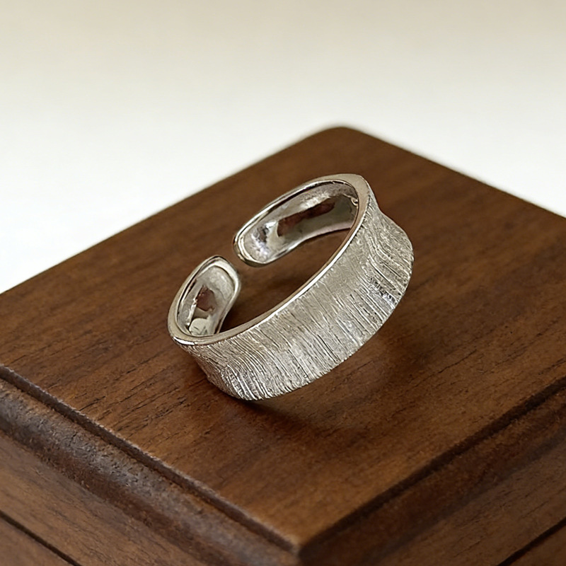 Pierścionki ze srebra próby 92 – Women Accessories Drawing recenzja i cena