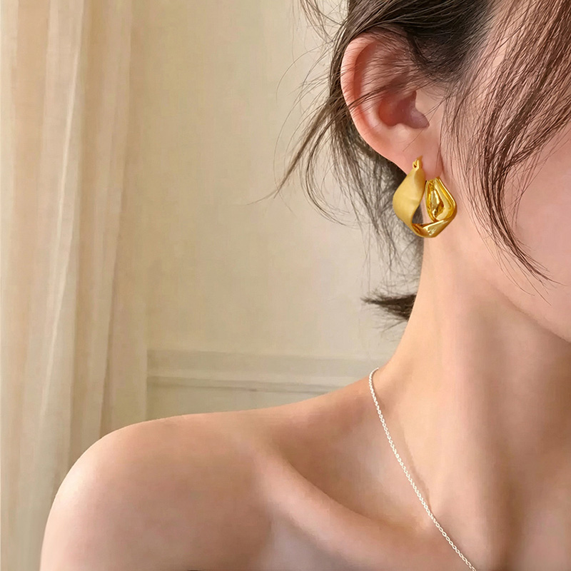 Srebrne kolczyki w kształcie l – Women Accessories Drawing recenzja i cena
