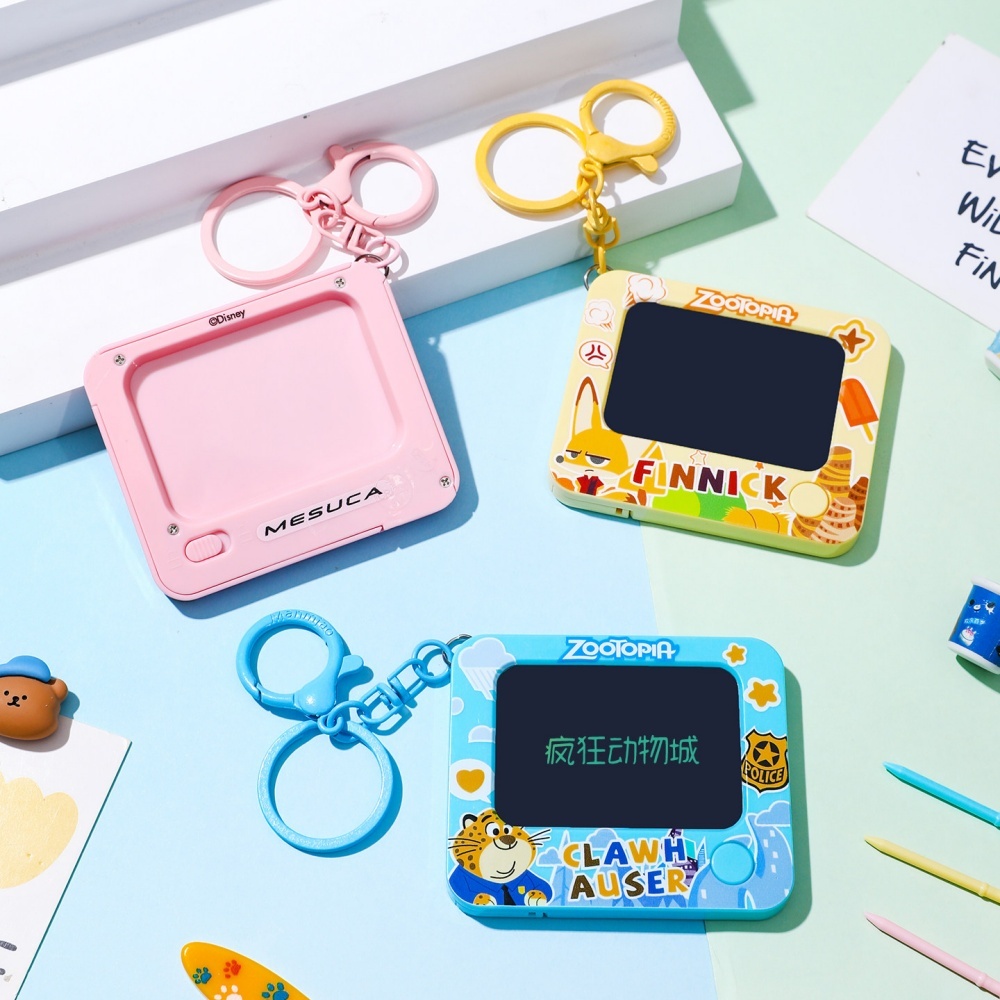 Oryginalne breloczki Zootopia  – Women Accessories Drawing recenzja i cena
