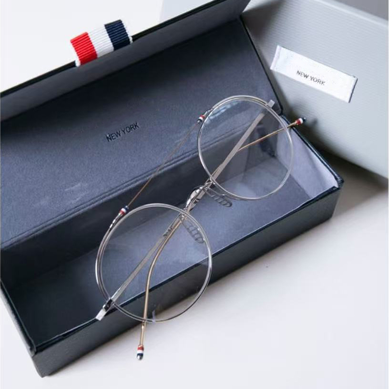 Modne okulary New York, małe o – Women Accessories Usa recenzja i cena
